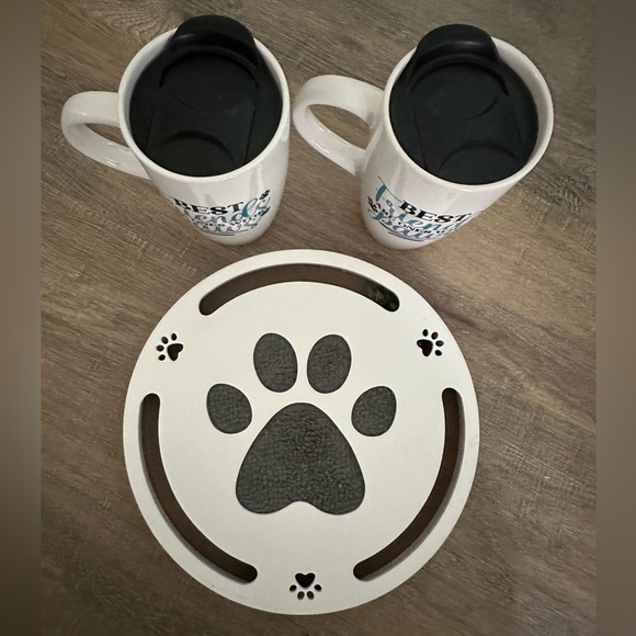 Cat Puzzle Scratcher With Ball & 2 Latte Mugs w/lids - Picture 3 of 3